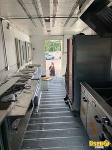 2011 Workhorse Step Van Kitchen Food Truck All-purpose Food Truck Prep Station Cooler Michigan for Sale