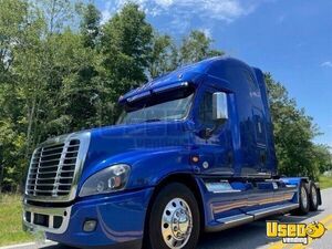 2016 Cascadia Freightliner Semi Truck Fridge Florida for Sale