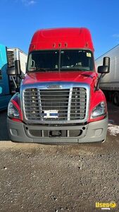2017 Cascadia Freightliner Semi Truck 5 New York for Sale