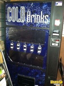 Royal 650 Live Display Soda Vending Machines New York for Sale