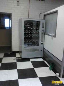 2008 Wurlitzer 1000 With Vario Temp Soda Vending Machines California for Sale