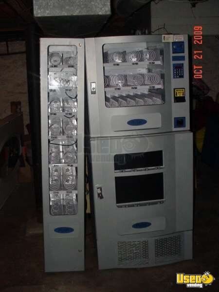 Combo Vending Machine Missouri for Sale