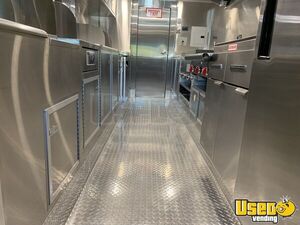 2011 Custom Built Kitchen Food Truck All-purpose Food Truck Air Conditioning California for Sale