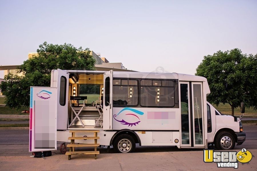 Texas Salon on Wheels