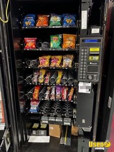 113 Automatic Products Snack Machine 4 Kansas for Sale