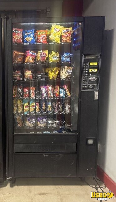 113 Automatic Products Snack Machine Texas for Sale