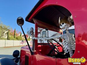 1930 Universal All-purpose Food Truck Additional 2 California for Sale