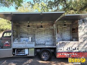 1946 Wood-fired Pizza Grain Truck Pizza Food Truck Cabinets Texas Gas Engine for Sale