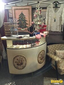 1947 Mobile Boutique Electrical Outlets Texas for Sale