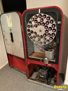1950 F3985 K Soda Vending Machines 2 New York for Sale