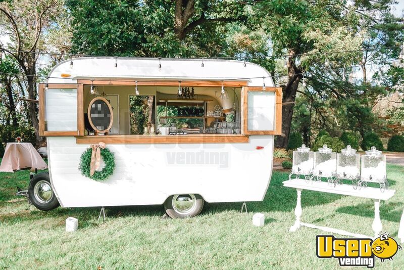 1950 Mobile Bar Beverage - Coffee Trailer Arizona for Sale
