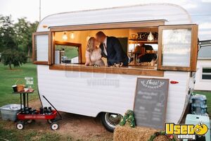 1950 Mobile Bar Beverage - Coffee Trailer Concession Window Arizona for Sale