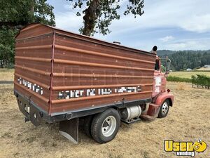 1952 Pizza Truck Pizza Food Truck Fresh Water Tank Oregon Diesel Engine for Sale