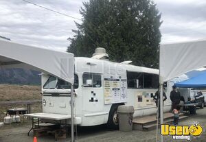 1954 Coach Bus Food Truck All-purpose Food Truck Stainless Steel Wall Covers British Columbia Diesel Engine for Sale