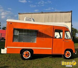 1955 E13 One Ton Vintage Beer Tap Truck Coffee & Beverage Truck Electrical Outlets Indiana Gas Engine for Sale