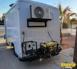 1957 All-purpose Food Truck Exterior Customer Counter Texas Gas Engine for Sale