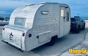 1957 Canned Ham Beverage - Coffee Trailer Insulated Walls California for Sale