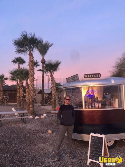 1958 Roll O Vend Concession Trailer Beverage - Coffee Trailer Nevada for Sale