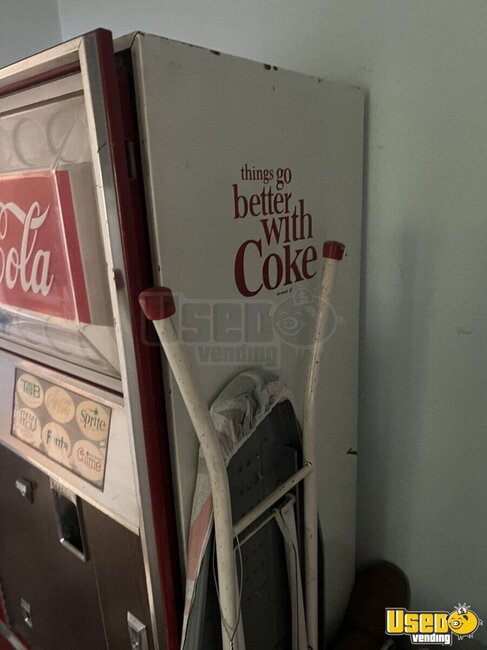 1961 coke machine