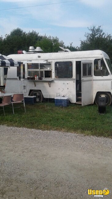 1959 Chevrolet Calumet Coach Food Truck Missouri Gas Engine for Sale 1959 Chevrolet Calumet Coach Food Truck Missouri Gas Engine for Sale