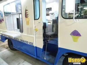 1960 P350 Ice Cream Truck Upright Freezer Ohio Gas Engine for Sale
