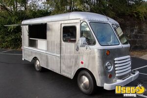 1961 Step Van Kitchen Food Truck All-purpose Food Truck Ohio Gas Engine for Sale