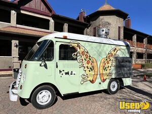 1964 Grumman Pizza Food Truck Removable Trailer Hitch Illinois Gas Engine for Sale