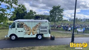 1964 Grumman Pizza Food Truck Stainless Steel Wall Covers Illinois Gas Engine for Sale