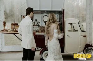 1964 Piaggio Ape All-purpose Food Truck Interior Lighting New York Gas Engine for Sale