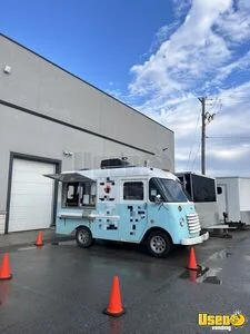 1966 Kurbside Coffee & Beverage Truck Air Conditioning Ontario Gas Engine for Sale