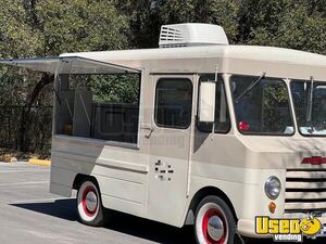 1966 P-10 Step Van Food Truck All-purpose Food Truck Air Conditioning Texas Gas Engine for Sale