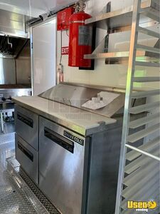1966 P30 Kitchen Food Truck All-purpose Food Truck Flatgrill California Gas Engine for Sale