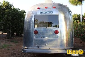 1967 Land Yacht Safari Airstream Cabinets California for Sale