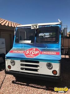 1968 Fj-8a Postal Step Van Ice Cream Truck Exterior Customer Counter Arizona Gas Engine for Sale