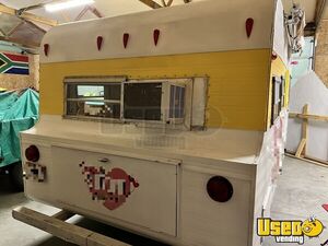 1968 Food Concession Trailer Concession Trailer Upright Freezer Illinois for Sale