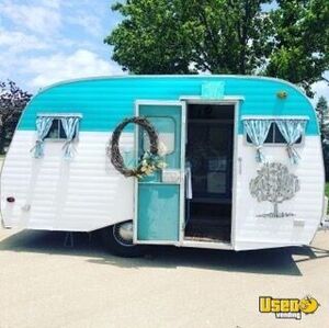 1968 Gaucho Mobile Boutique Trailer Mobile Boutique Missouri for Sale