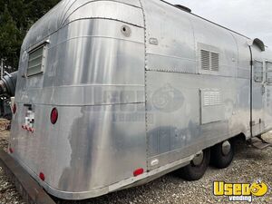 1968 Sabre Mobile Business Trailer Other Mobile Business Electrical Outlets Maryland for Sale