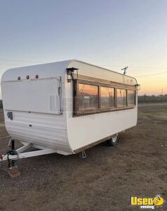 1968 Yellowstone Cavalier Beverage - Coffee Trailer Concession Window Texas for Sale