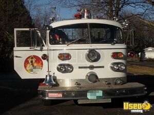 1969 Fire Engine Pizza Truck Pizza Food Truck Shore Power Cord Wisconsin Diesel Engine for Sale
