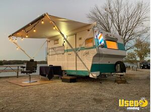 1970 1400 Mobile Hair Salon Mobile Hair & Nail Salon Truck Georgia for Sale