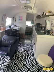 1970 Airstream Mobile Hair Salon Trailer Mobile Hair & Nail Salon Truck Bathroom North Carolina for Sale