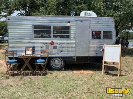 1970 Camper Mobile Hair Salon Mobile Hair & Nail Salon Truck Texas for Sale