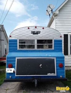 1970 E300 All-purpose Food Truck Refrigerator Indiana Gas Engine for Sale