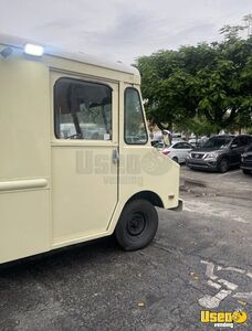 1970 P30 All-purpose Food Truck All-purpose Food Truck Concession Window Florida for Sale