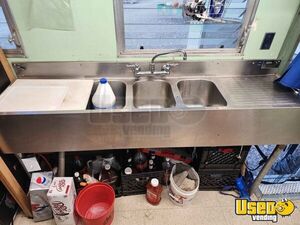 1970 P30 All-purpose Food Truck Hand-washing Sink Colorado Gas Engine for Sale