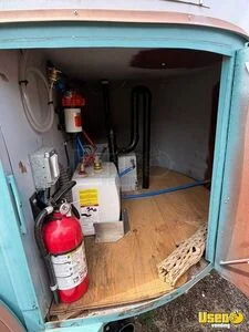 1970 Vintage Horse Trailer Drink Trailer Beverage - Coffee Trailer Custom Wheels Washington for Sale