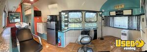 1971 Mobile Salon Trailer Mobile Hair & Nail Salon Truck Bathroom Texas for Sale