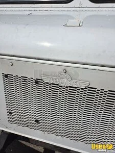 1972 Grumman Olson Kurbmaster Ice Cream Truck 13 Wisconsin Gas Engine for Sale