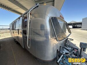 1972 Overland Mobile Hair & Nail Salon Truck Hot Water Heater Texas for Sale