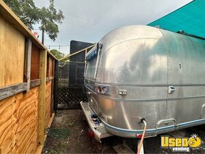 1972 Rolled Ice Cream & Frozen Yogurt Food Trailer Concession Trailer Concession Window Texas for Sale